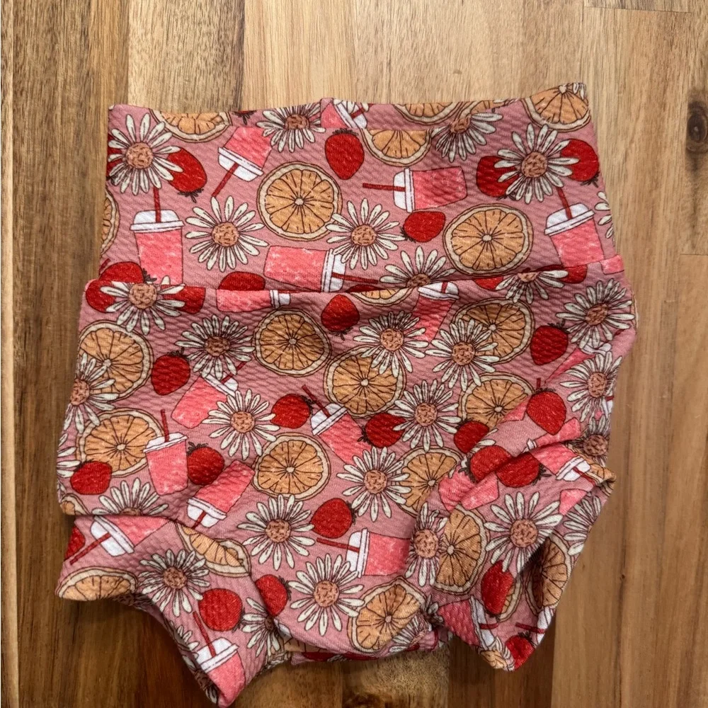Bloomers Shorts Lemon, strawberry coffee and floral‎ print size of 6-12 months